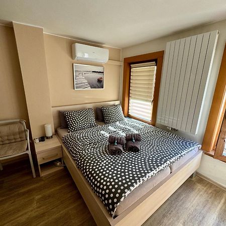 Apartman Mh Breclav Bagian luar foto