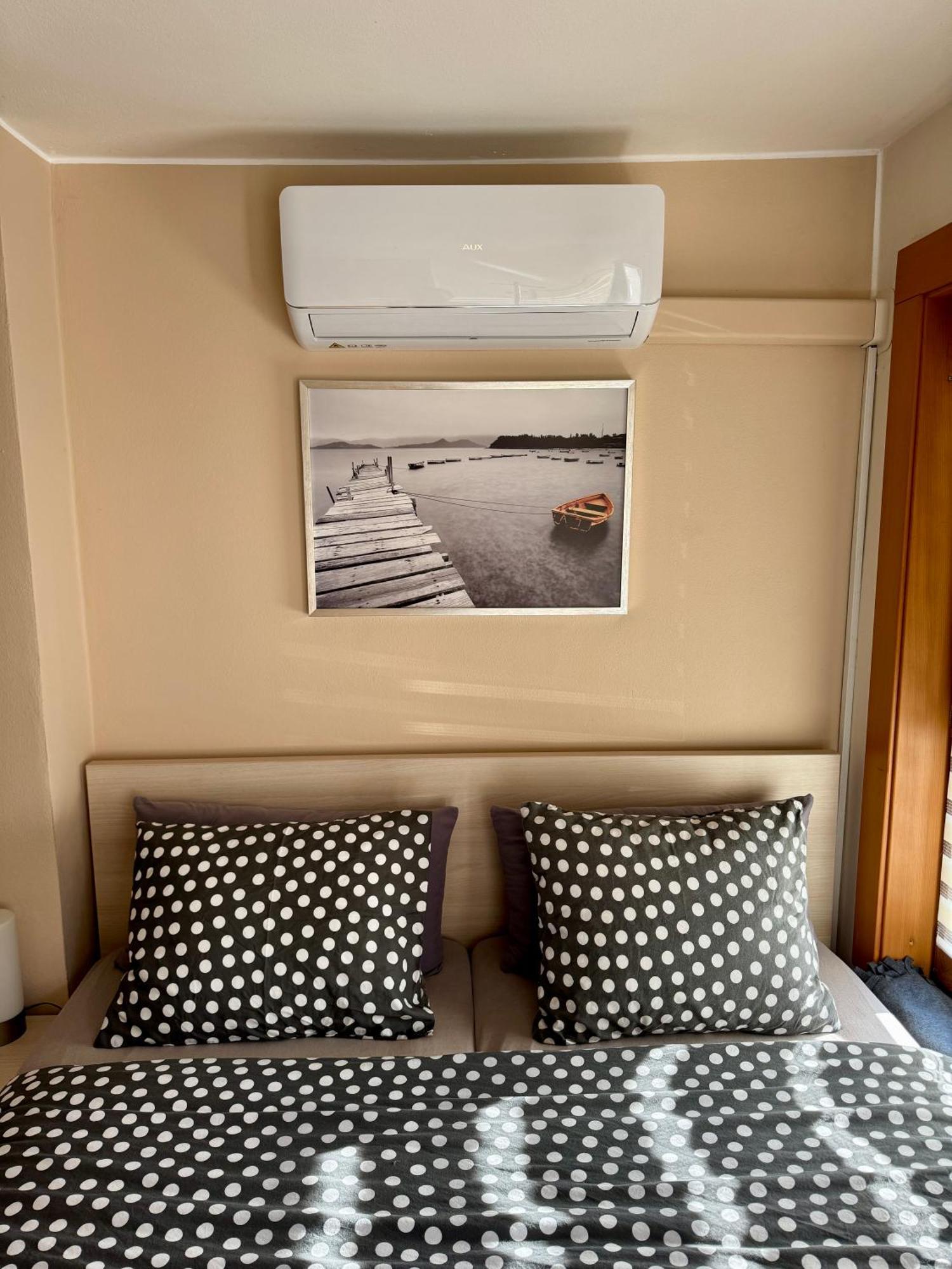 Apartman Mh Breclav Bagian luar foto